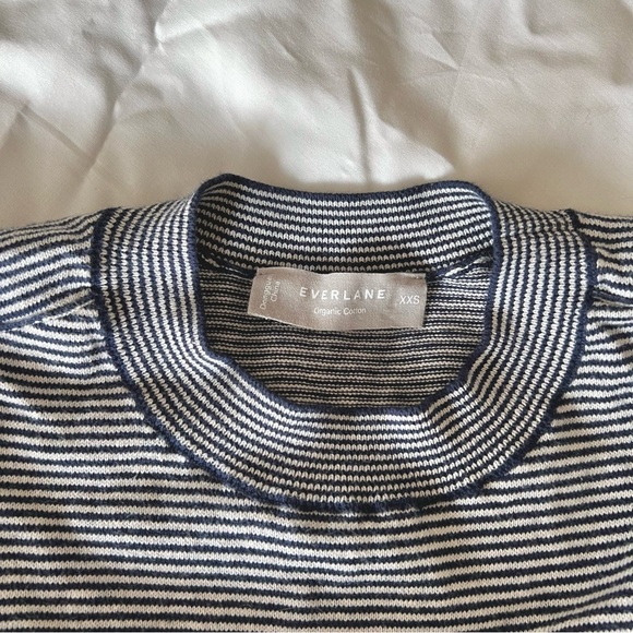 Everlane Organic Cotton Crewneck Sweater - Picture 4 of 8